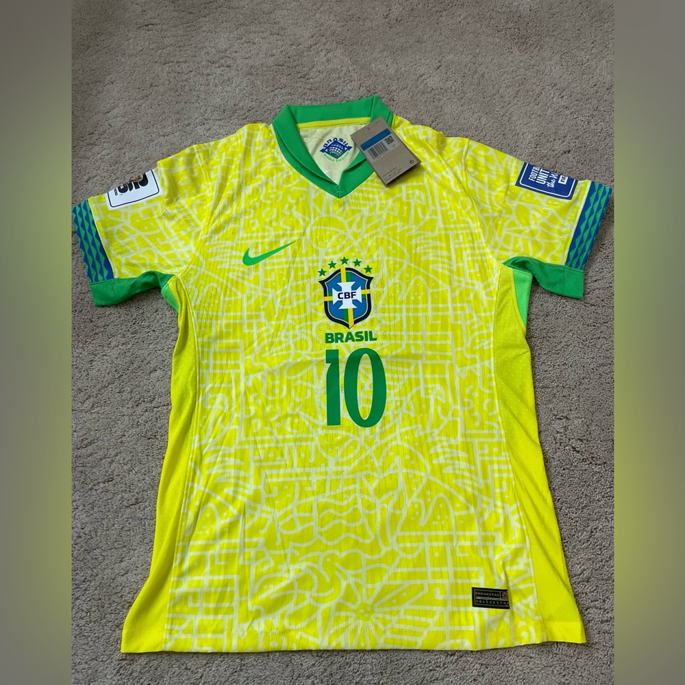 Neymar jr Brazil jersey 2024 copa America M